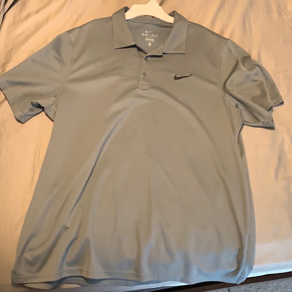 Nike dri fit golf shirt
